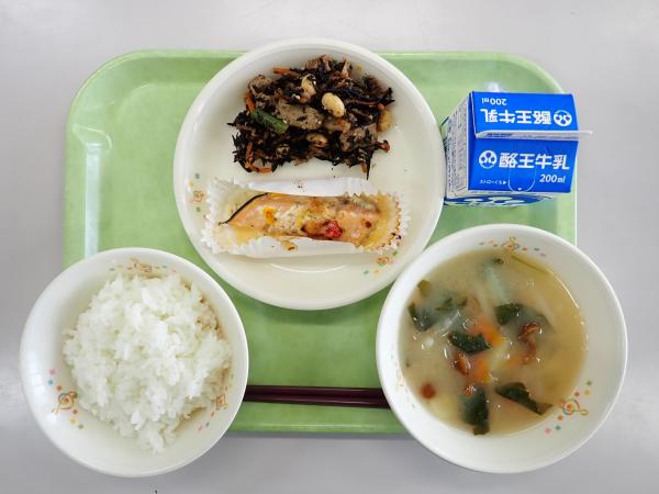 5月8日の給食画像