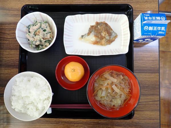 11月24日の給食